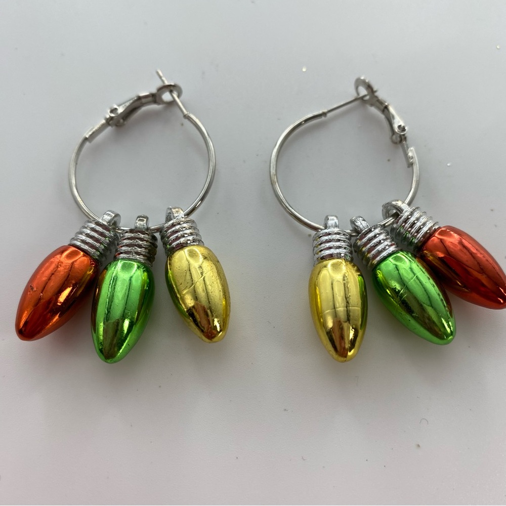 Festive Holiday Christmas Light Bulb Earrings Silver tone pierced hoops